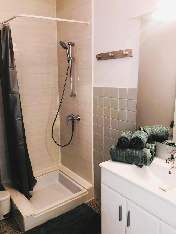Paisible Studio Avec Agreable Loggia 2 Mn Du Centre Appartement Aix-les-Bains Buitenkant foto